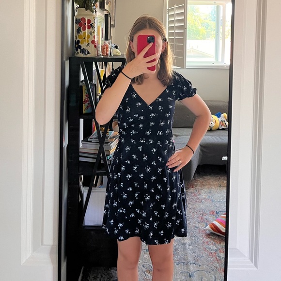 hollister white and blue floral dress Hollister ruched bust floral maxi dress with cut out back in white and blue